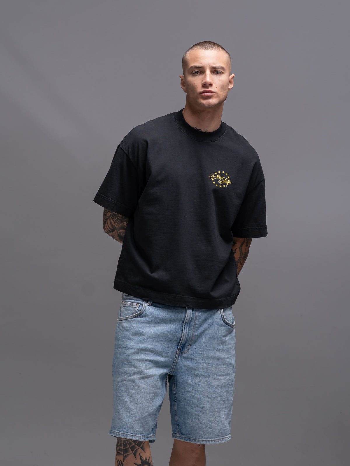 CAMISETA BOXY OVERSIZED STREET STUDIOS